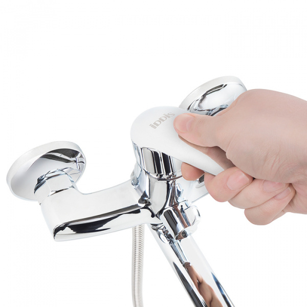 Смеситель IDDIS TORR TORSBL2i10WA универсальный  Смеситель IDDIS TORR TORSBL2i10WA универсальный