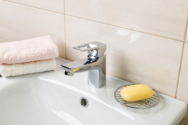 Смеситель Milardo ATLANTIC ATLSB00M01 для раковины 